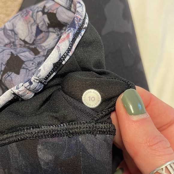 LULULEMON flow y bra - Picture 3 of 3